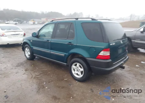 1999 Mercedes-Benz Ml 320 z USA, uszkodzony, nr VIN 4JGAB54E1XA109259